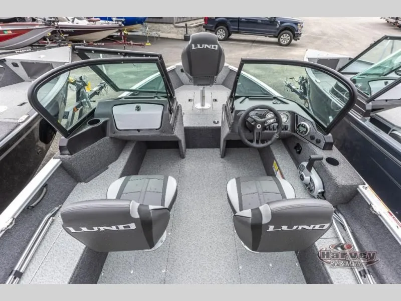 Slide: The Image of Rebel XL 1650 Sport 2025 - 5