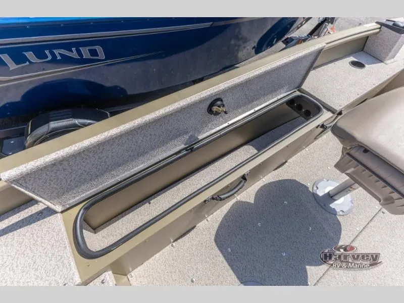 Slide: The Image of Alaskan 1675 SS 2025 - 10