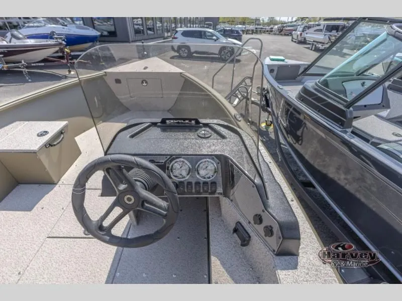 Slide: The Image of Alaskan 1675 SS 2025 - 17