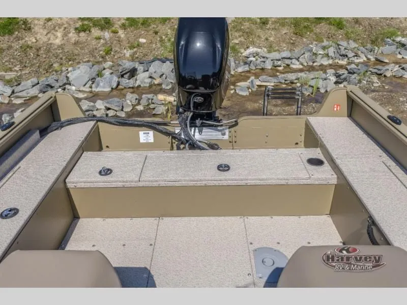 Slide: The Image of Alaskan 1675 SS 2025 - 7