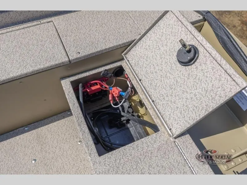 Slide: The Image of Alaskan 1675 SS 2025 - 9