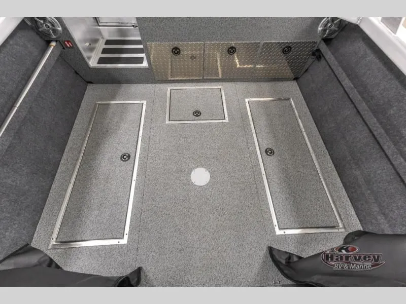 Slide: The Image of Luxor 200 LX 2025 - 18