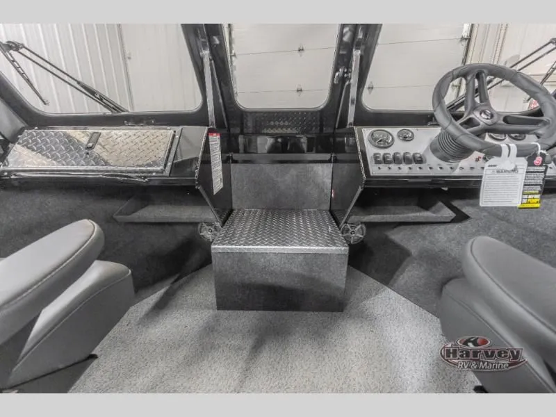 Slide: The Image of Luxor 200 LX 2025 - 34