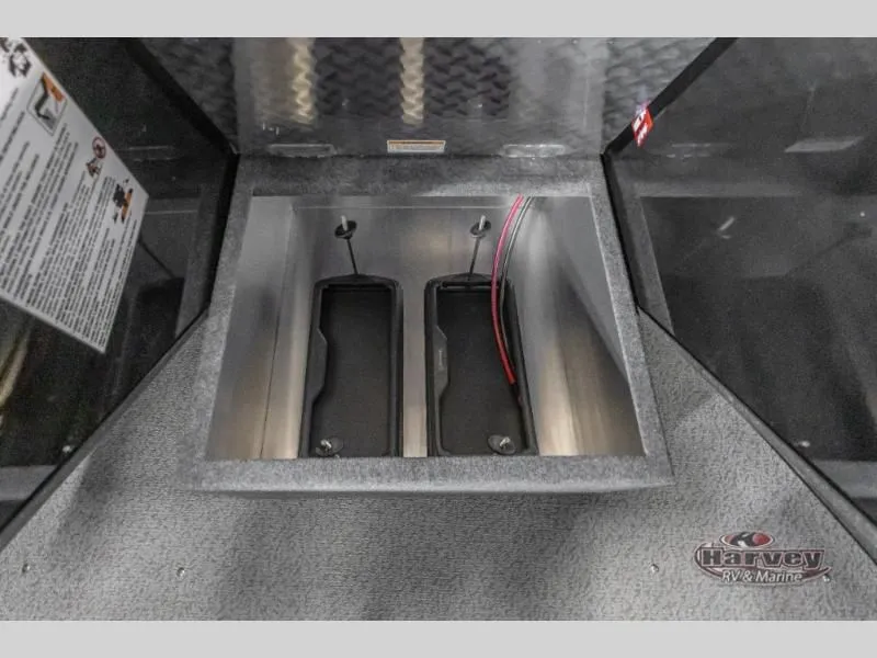 Slide: The Image of Luxor 200 LX 2025 - 35