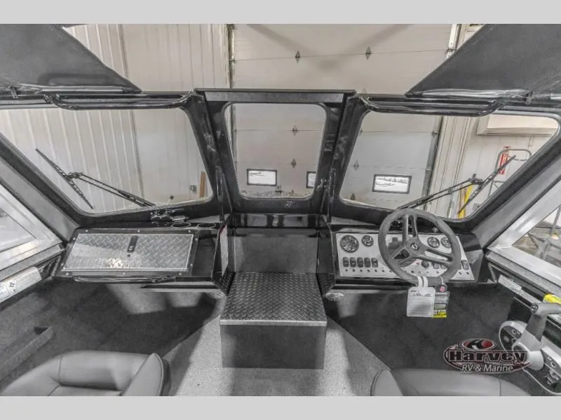 Slide: The Image of Luxor 200 LX 2025 - 41