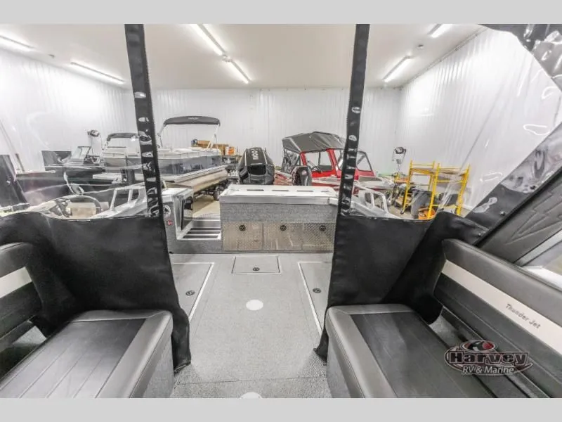 Slide: The Image of Luxor 200 LX 2025 - 8