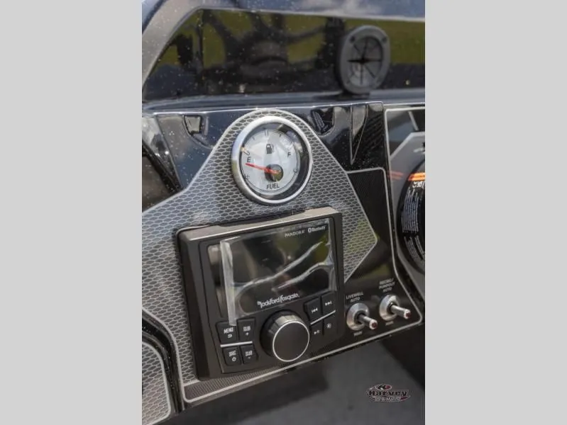 Slide: The Image of Pro-V Bass 1875 XS 2026 - 17