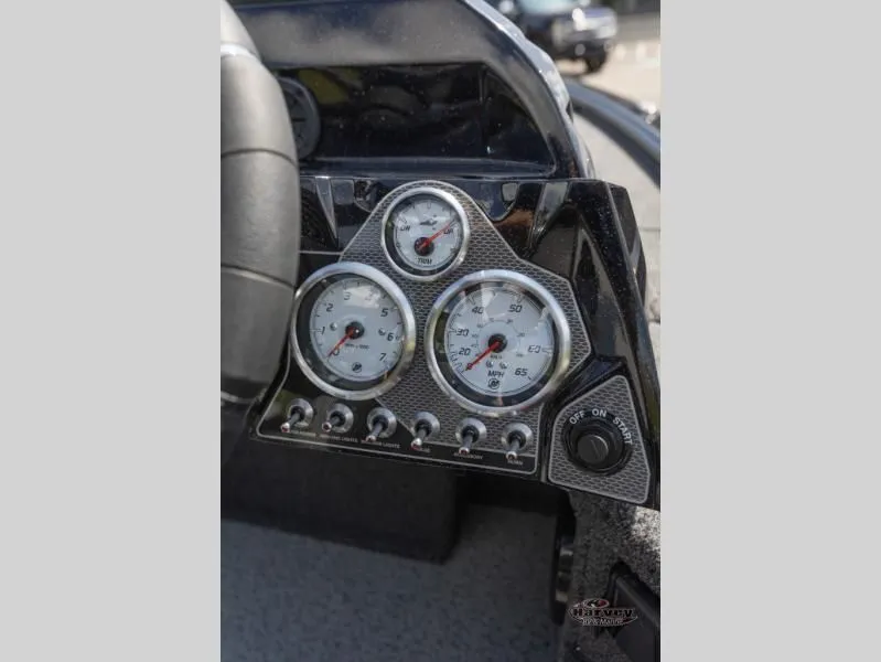 Slide: The Image of Pro-V Bass 1875 XS 2026 - 18