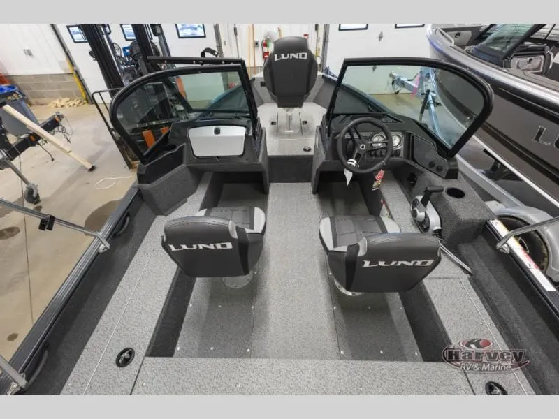 Slide: The Image of Rebel XL 1650 Sport 2026 - 6