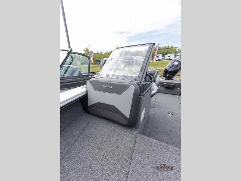 Slide: The Image of Crossover XS 1875 2026 - 35