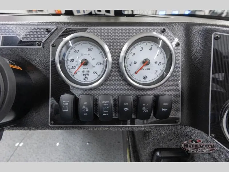 Slide: The Image of Angler 1650 SS 2026 - 18