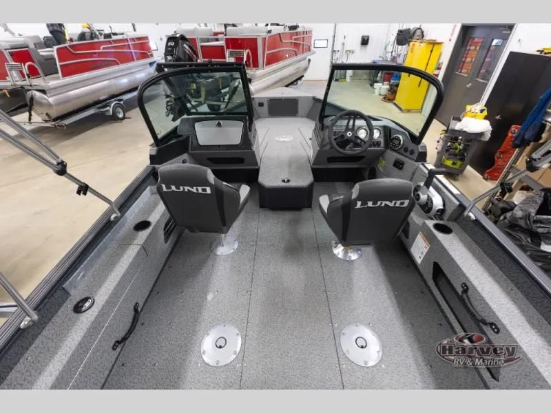 Slide: The Image of Adventure 1775 Sport 2026 - 8