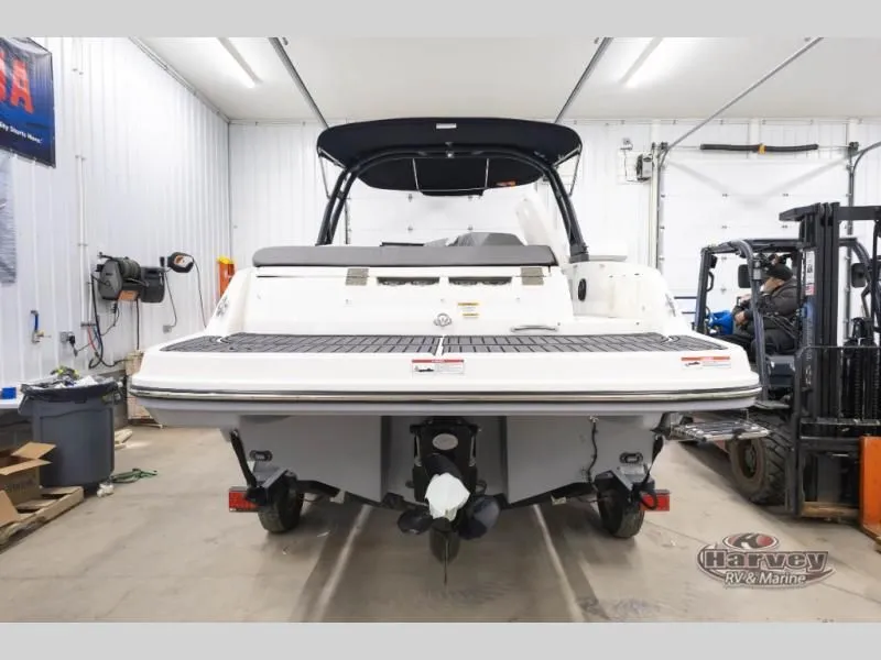 Slide: The Image of Bayliner VR6 2023 - 4