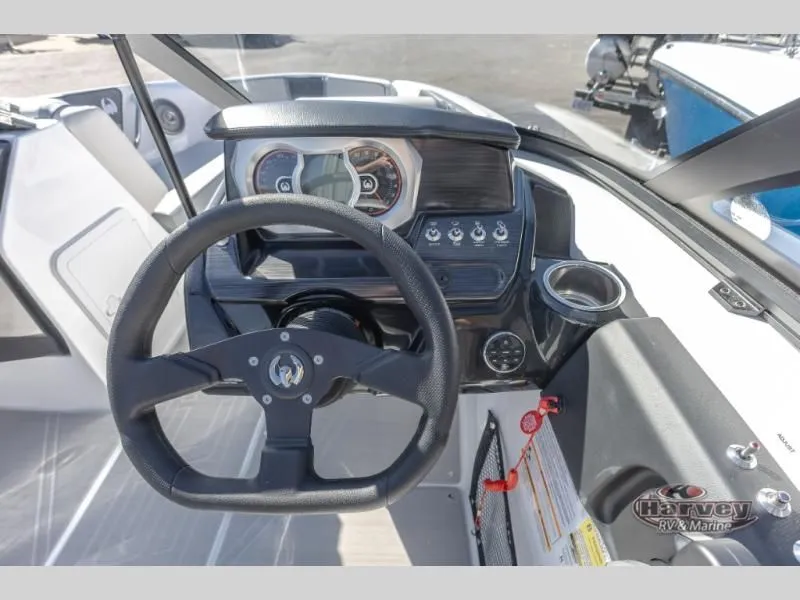 Slide: The Image of Scarab 195 SE 2025 - 14