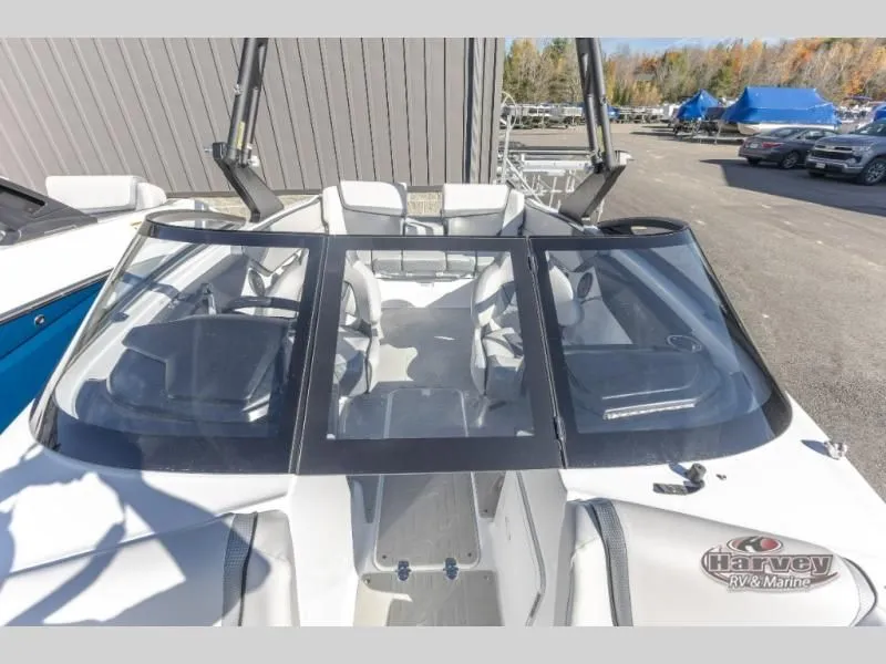 Slide: The Image of Scarab 195 SE 2025 - 23