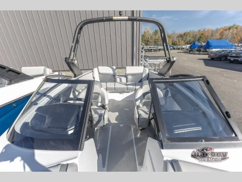 Slide: The Image of Scarab 195 SE 2025 - 5