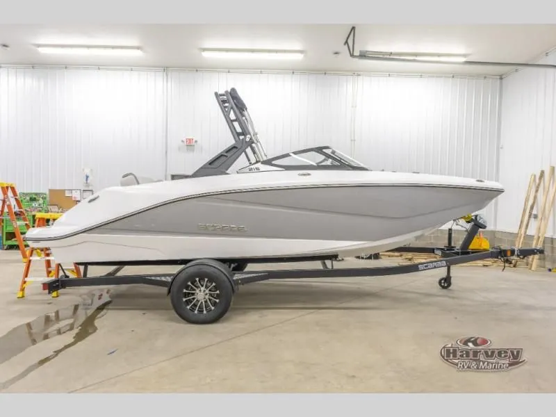 The Image of Scarab 215 SE 2025 - 1