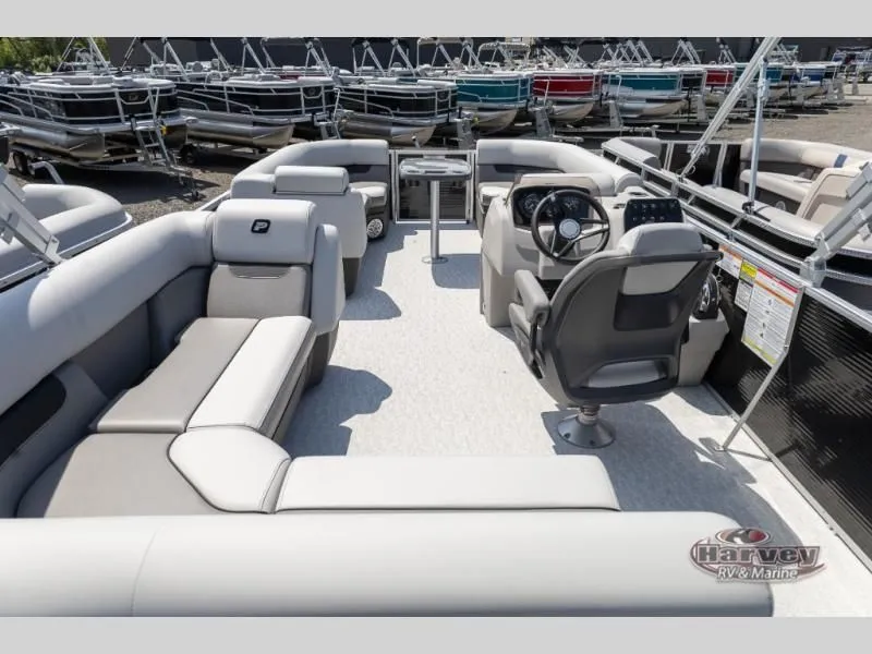 Slide: The Image of Vectra Sport 21 L 2025 - 7