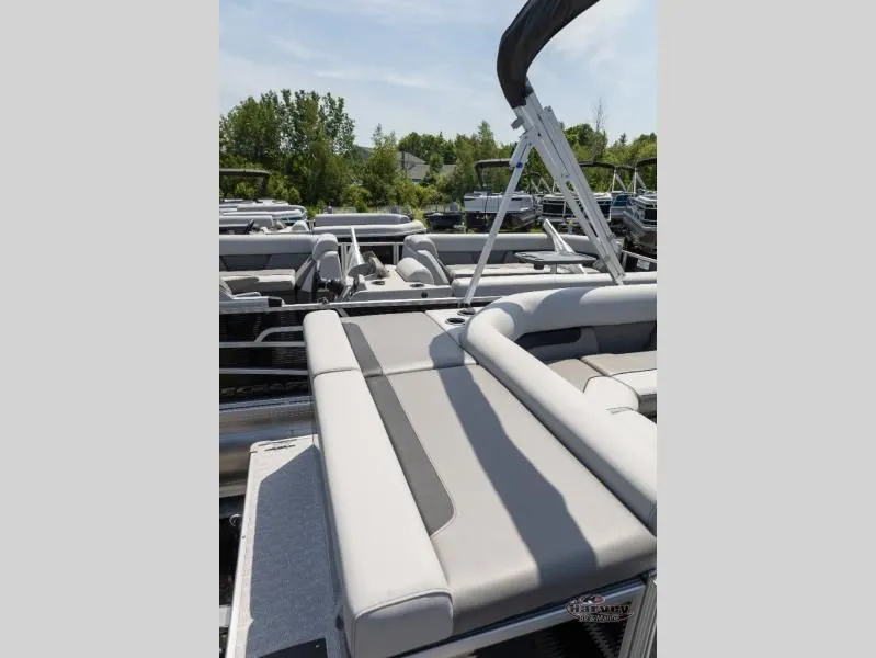 Slide: The Image of Vectra Sport 21 L 2025 - 8