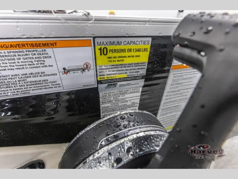 Slide: The Image of Vectra Classic 21 L 2025 - 16