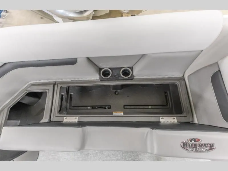 Slide: The Image of Vectra Classic 21 L 2025 - 20