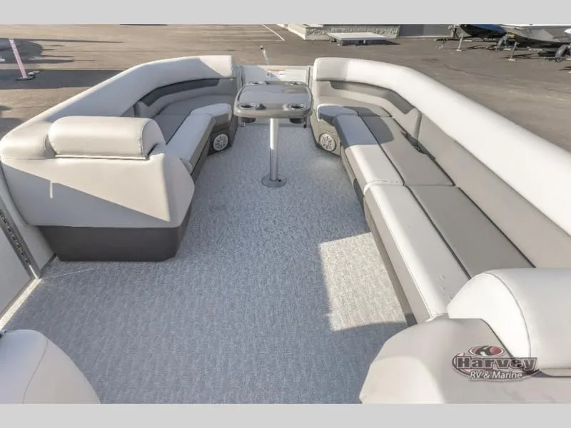 Slide: The Image of Vectra Sport 23 L 2025 - 19