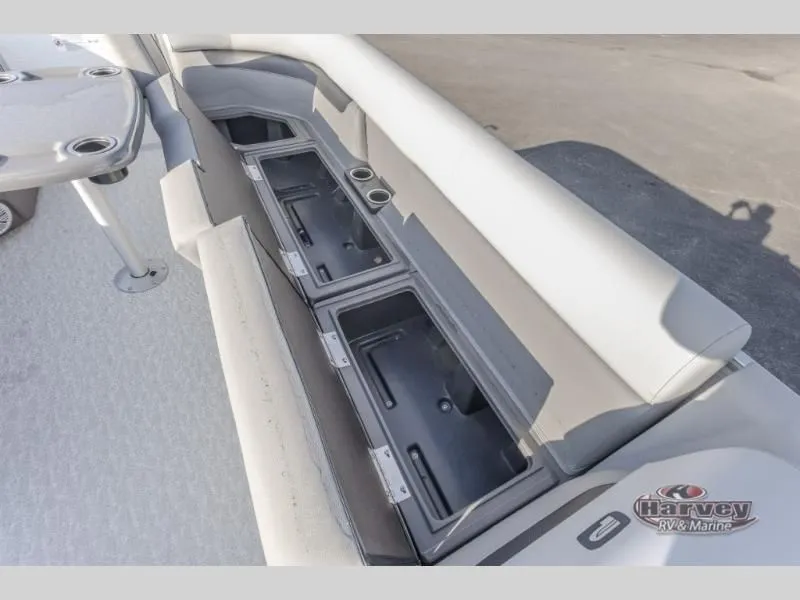 Slide: The Image of Vectra Sport 23 L 2025 - 21