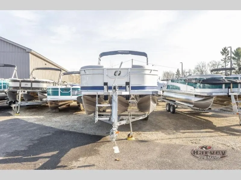 Slide: The Image of Vectra Sport 23 L 2025 - 3