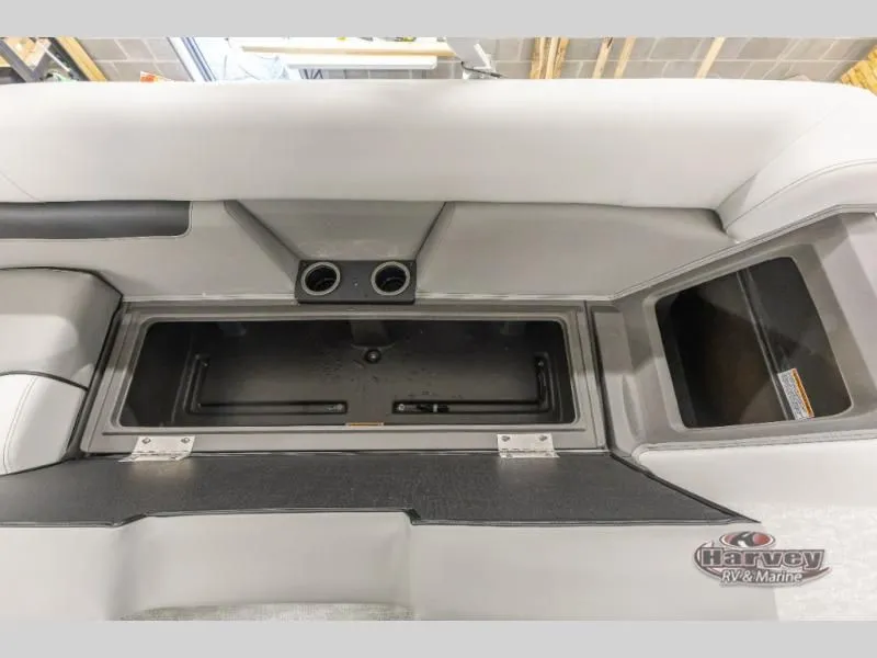 Slide: The Image of Vectra Sport 23 L 2025 - 14