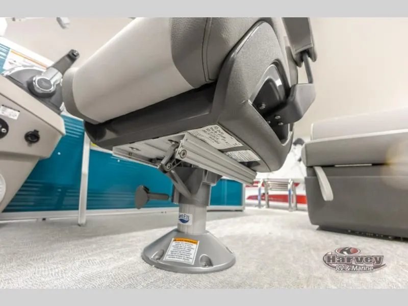 Slide: The Image of Vectra Sport 23 L 2025 - 17