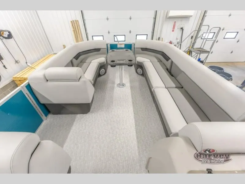 Slide: The Image of Vectra Sport 23 L 2025 - 21