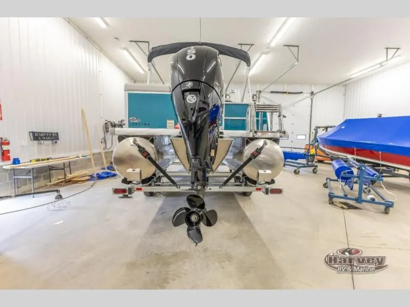 Slide: The Image of Vectra Sport 23 L 2025 - 5