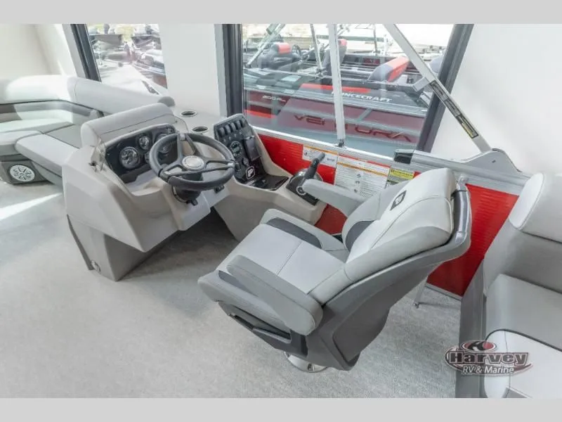 Slide: The Image of Vectra Speed 23 XT 2025 - 21