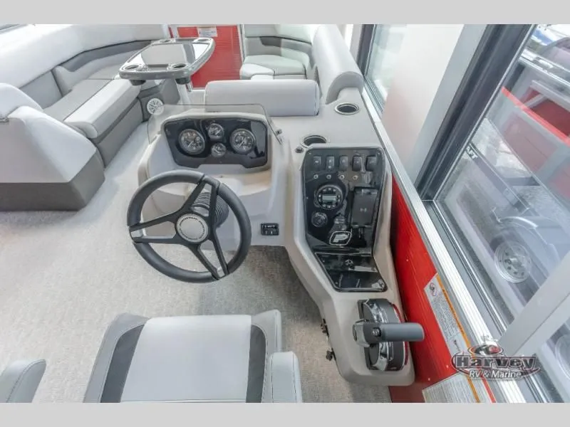 Slide: The Image of Vectra Speed 23 XT 2025 - 22