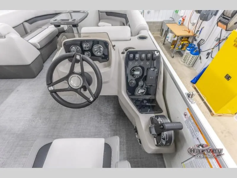 Slide: The Image of Vectra Speed 21 L 2025 - 14