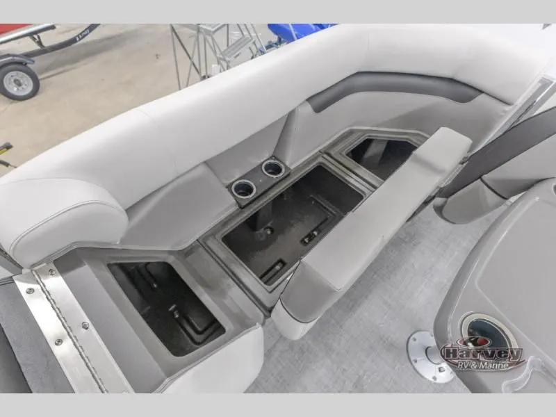 Slide: The Image of Vectra Speed 21 L 2025 - 17