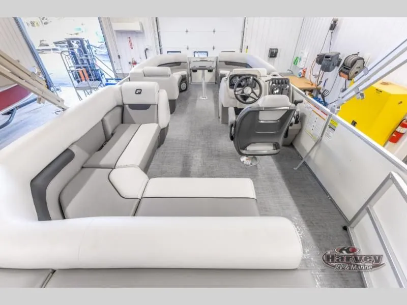 Slide: The Image of Vectra Speed 21 L 2025 - 6