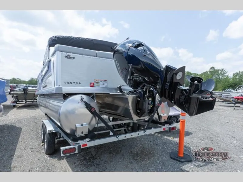 Slide: The Image of Vectra Sport 21 L 2025 - 4