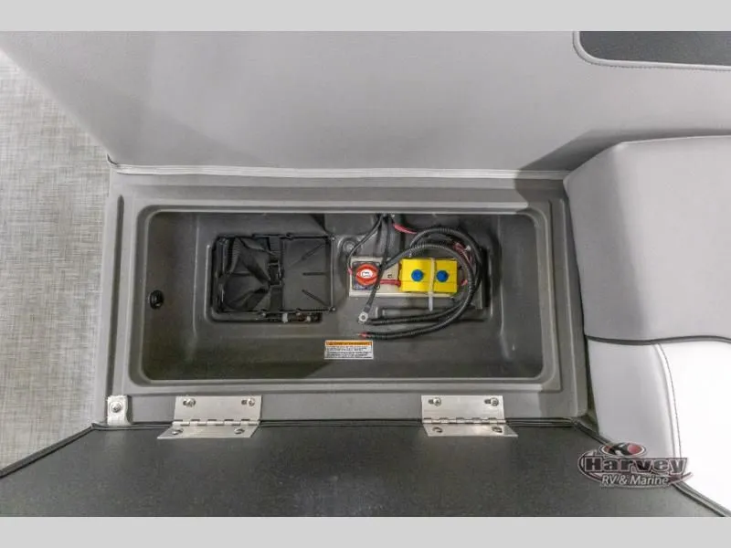 Slide: The Image of Vectra Sport 23 L 2025 - 13