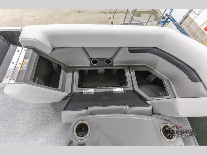 Slide: The Image of Vectra Sport 23 L 2025 - 21