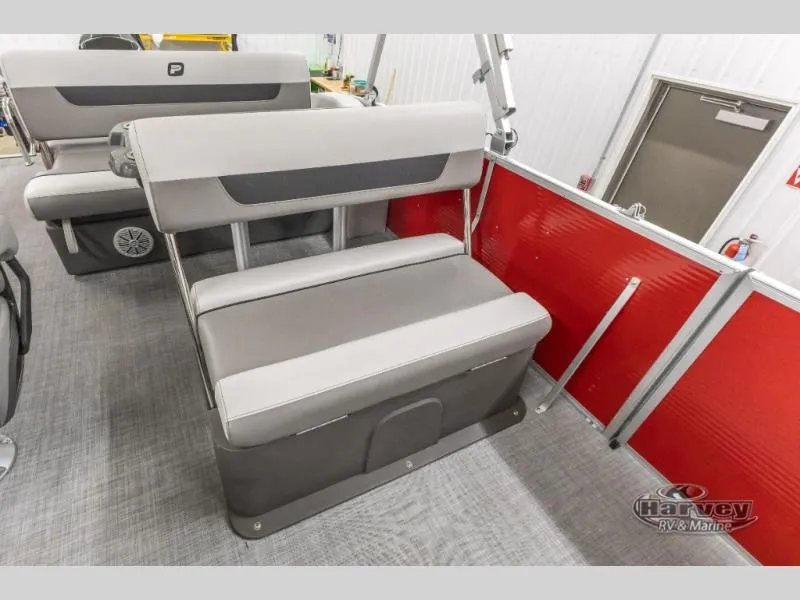 Slide: The Image of Vectra Classic 21 RL 2025 - 14