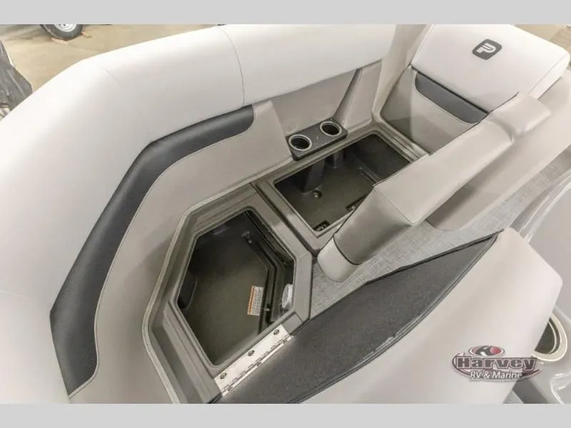 Slide: The Image of Vectra Classic 21 RL 2025 - 23