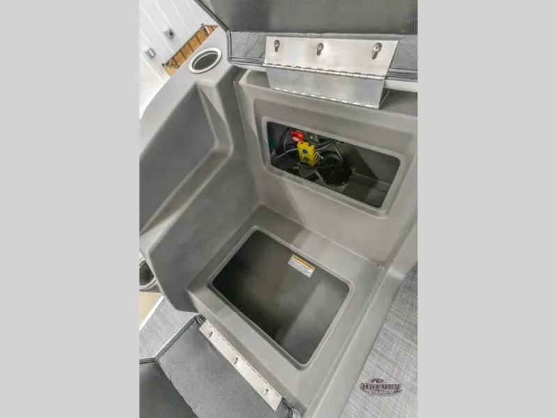 Slide: The Image of Vectra Sport 23 XT 2025 - 12