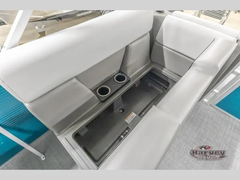 Slide: The Image of Vectra Sport 23 XT 2025 - 16