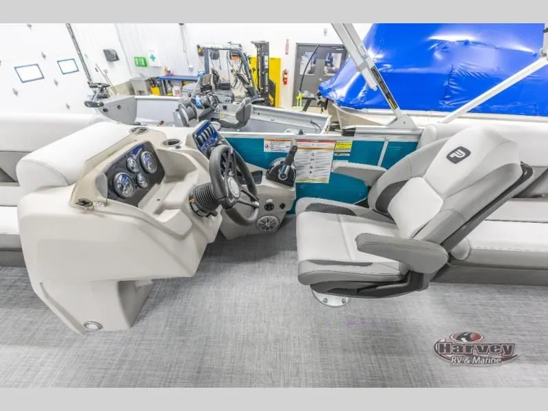 Slide: The Image of Vectra Sport 23 XT 2025 - 18