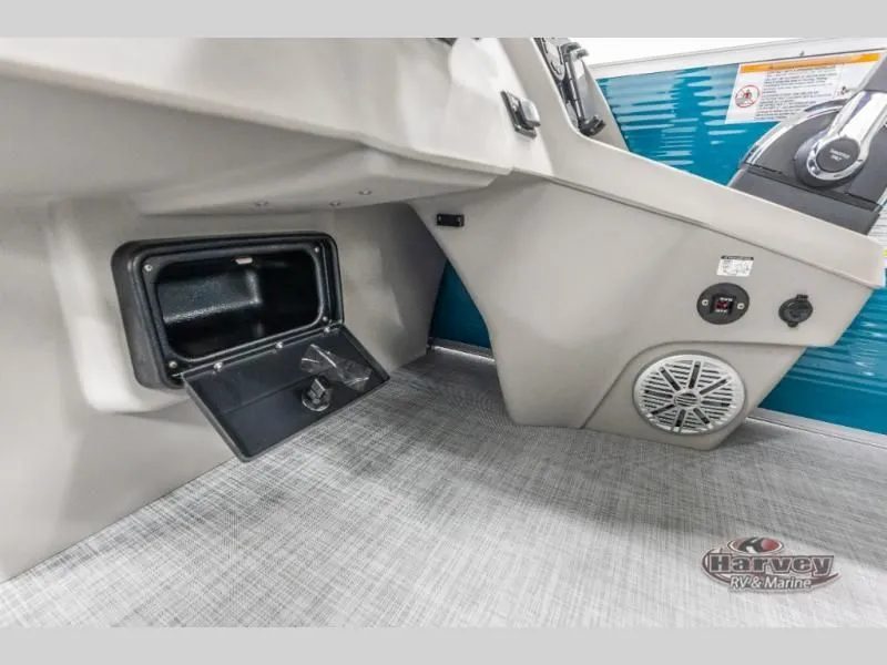 Slide: The Image of Vectra Sport 23 XT 2025 - 21