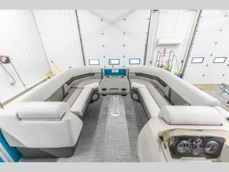 Slide: The Image of Vectra Sport 23 XT 2025 - 22