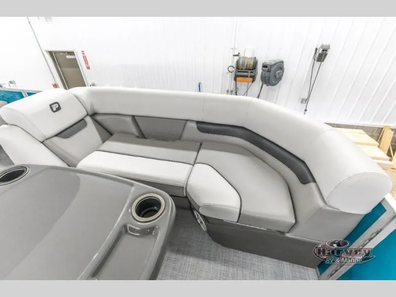 Slide: The Image of Vectra Sport 23 XT 2025 - 23