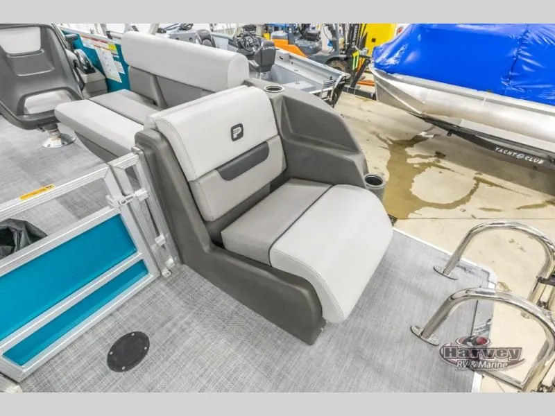 Slide: The Image of Vectra Sport 23 XT 2025 - 9