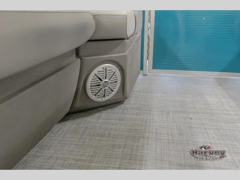 Slide: The Image of Vectra Speed 23 XT 2025 - 28